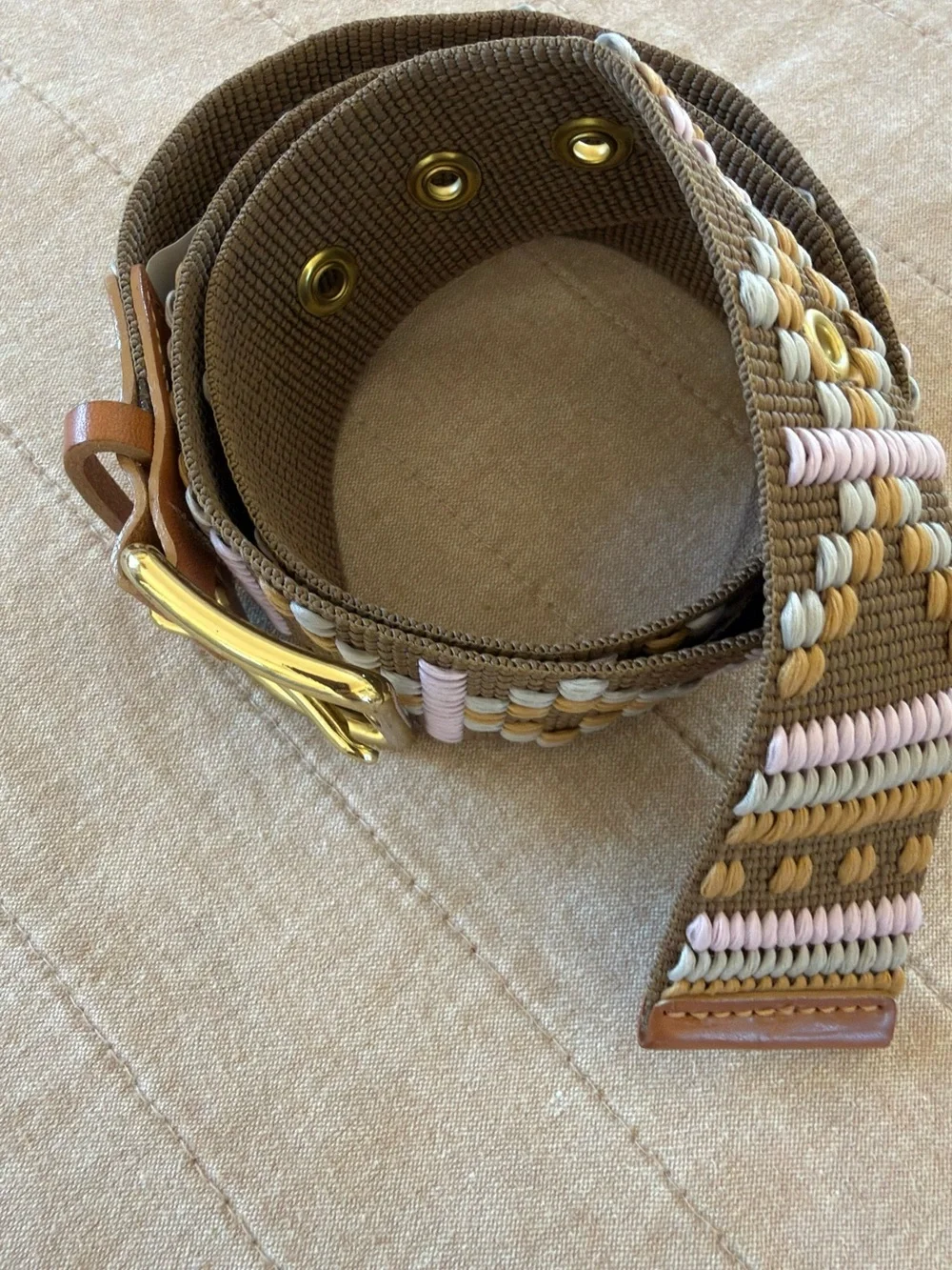 for your J.Crew belt. 🌵 J.Crew Bohemian Geo-Embroidered Web Belt – Size XS 🌸